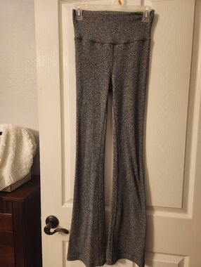 🩷🩷 Soft Ribbed High-Waist Flare Pants - Gray